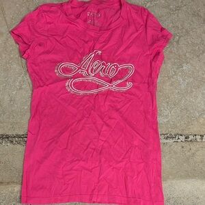 Vintage Y2K Aeropostale Hot Pink 'Aero' Script Short Sleeve Tee